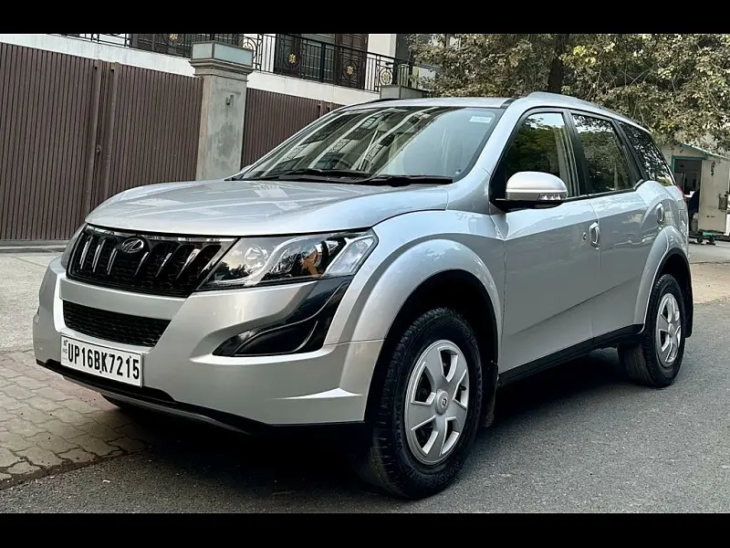 Second Hand Mahindra XUV500 [2015-2018] W6 AT in Delhi