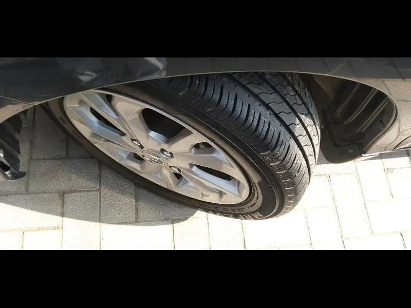 Second Hand Honda Amaze [2018-2021] 1.2 V CVT Petrol [2018-2020] in Ahmedabad