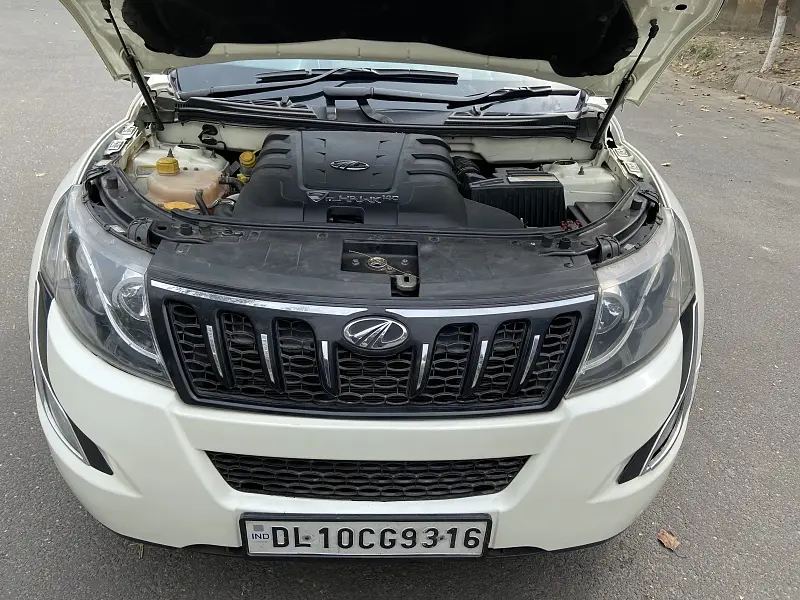 Second Hand Mahindra XUV500 [2015-2018] W10 1.99 in Delhi