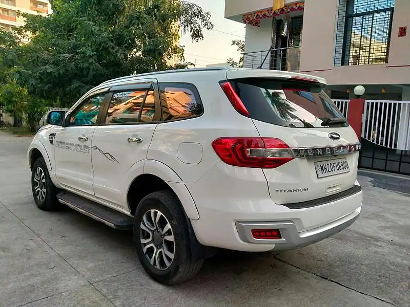 Second Hand Ford Endeavour Titanium Plus 2.0 4x4 AT in Aurangabad