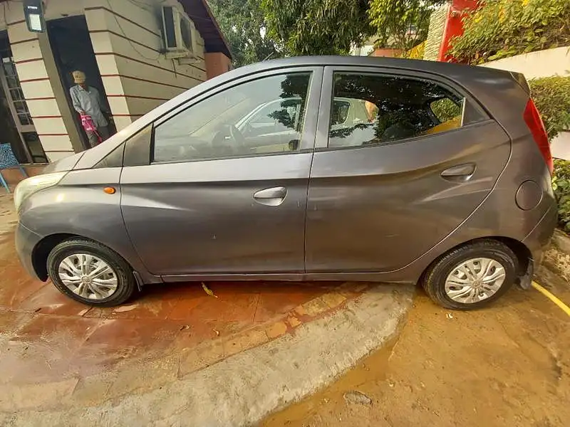 Second Hand Hyundai Eon Era + LPG in Lucknow