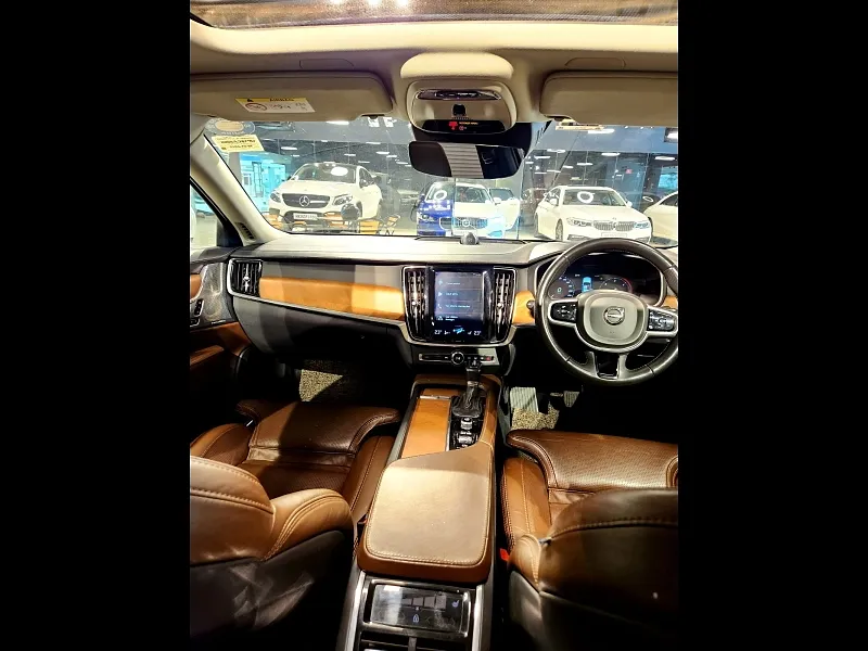 Used Volvo S90 [2016-2021] Momentum D4 [2018-2020] in Gurgaon