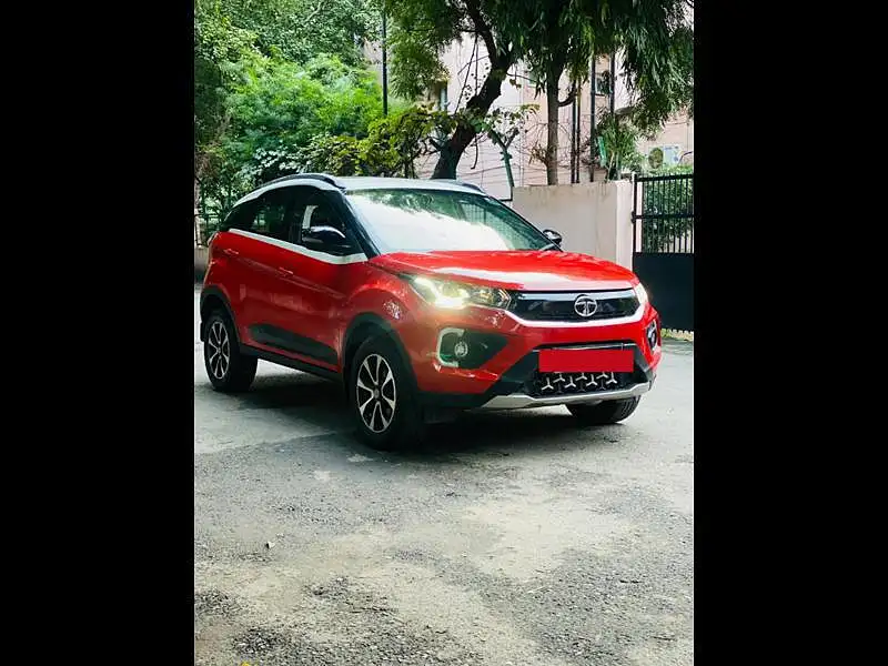 Used Tata Nexon [2017-2020] XZ Plus Diesel Dual Tone in Delhi