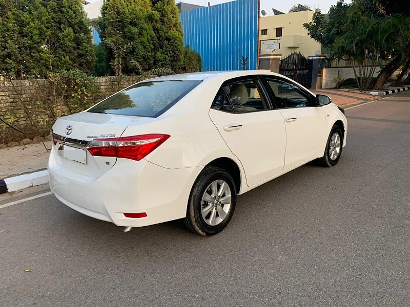 Second Hand Toyota Corolla Altis [2014-2017] G AT Petrol in Chandigarh