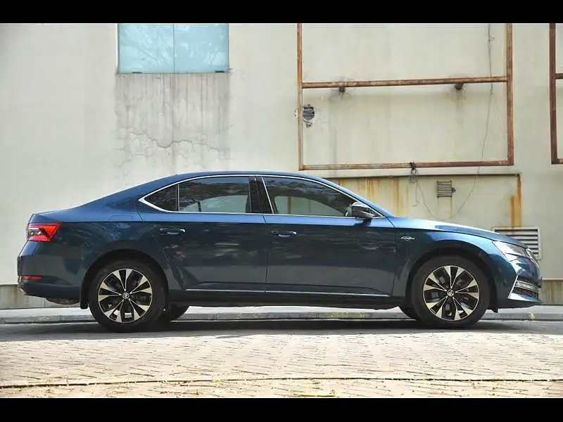 Second Hand Skoda Superb [2016-2020] L&K TSI AT in Kolkata