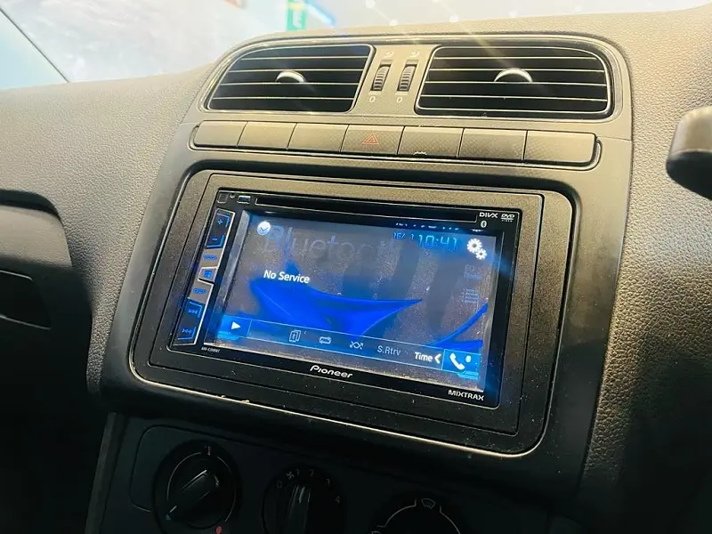 Second Hand Volkswagen Polo [2016-2019] Trendline 1.2L (P) in Bangalore