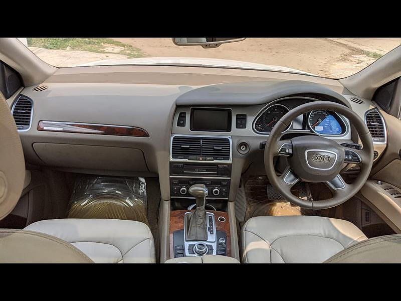 Second Hand Audi Q7 [2010 - 2015] 35 TDI Premium Plus + Sunroof in Lucknow