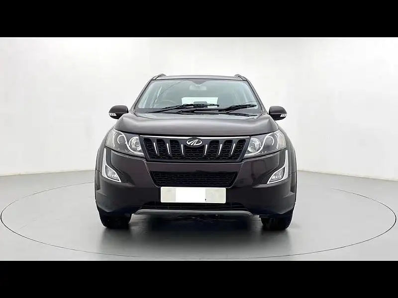 Second Hand Mahindra XUV500 [2015-2018] W10 Black Interiors [2017] in Kolkata