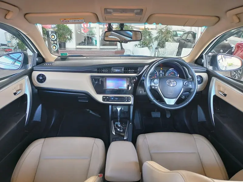 Second Hand Toyota Corolla Altis [2014-2017] VL AT Petrol in Bangalore
