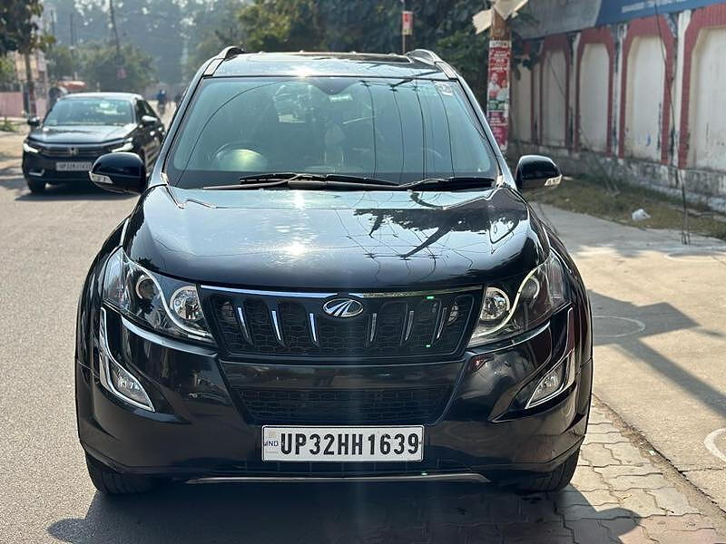 Second Hand Mahindra XUV500 [2015-2018] W10 in Lucknow