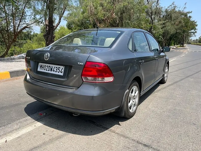 Second Hand Volkswagen Vento [2015-2019] Highline 1.2 (P) AT in Mumbai