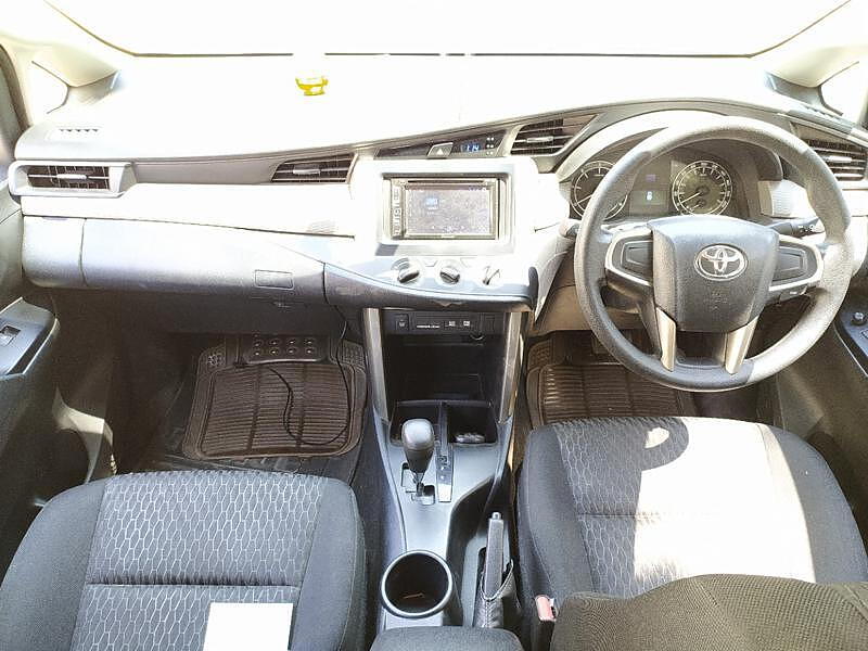 Second Hand Toyota Innova Crysta [2016-2020] 2.8 GX AT 7 STR [2016-2020] in Bangalore