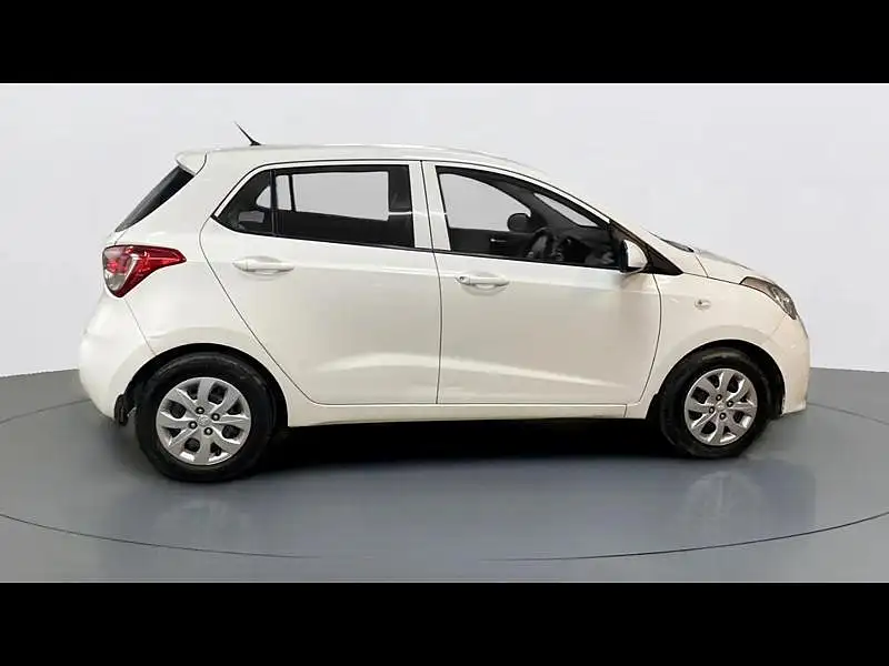 Second Hand Hyundai Grand i10 Sportz (O) U2 1.2 CRDi [2017-2018] in Zirakpur
