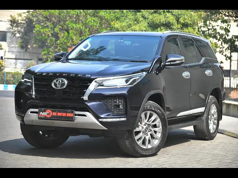 Second Hand Toyota Fortuner 4X4 AT 2.8 Diesel in Kolkata