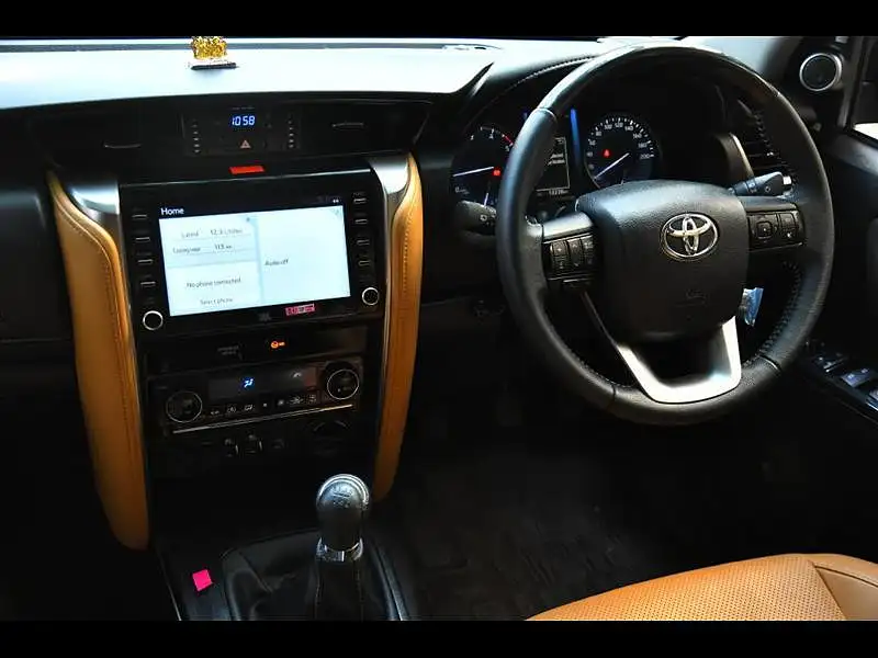 Second Hand Toyota Fortuner 4X4 MT 2.8 Diesel in Kolkata