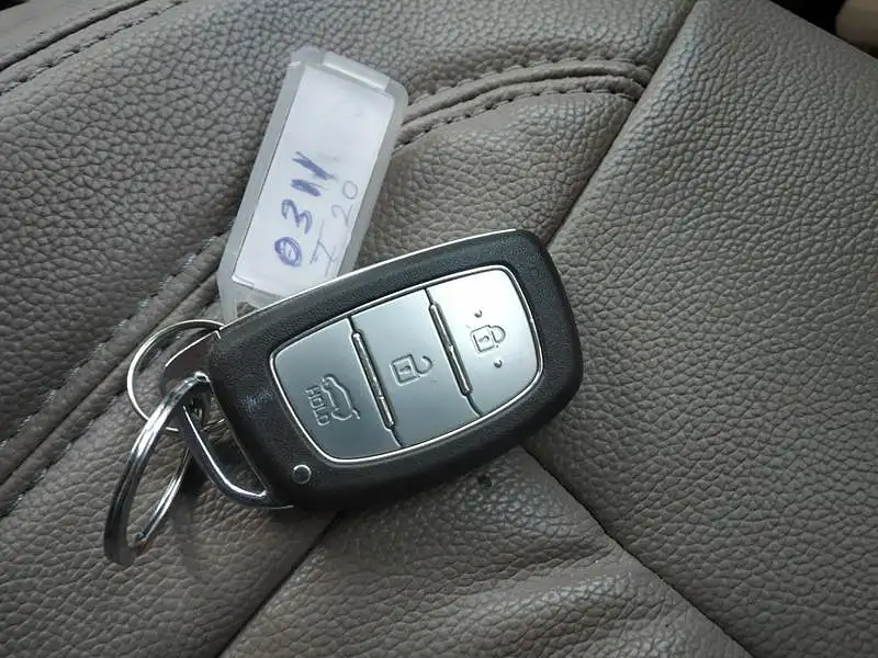 Second Hand Hyundai Elite i20 [2017-2018] Asta 1.2 in Pune