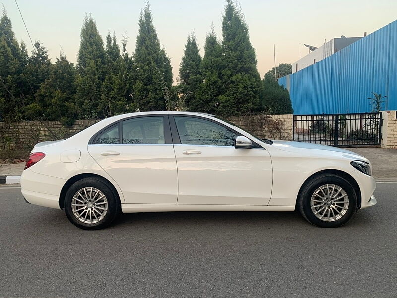 Used Mercedes-Benz C-Class [2014-2018] C 220 CDI Style in Chandigarh
