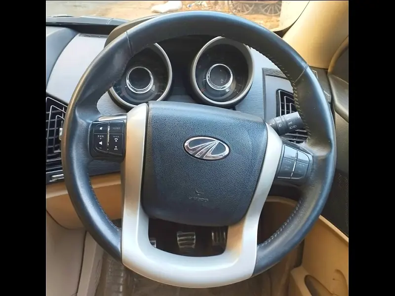 Second Hand Mahindra XUV500 [2015-2018] W10 1.99 in Delhi