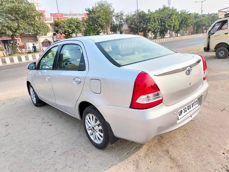 Second Hand Toyota Etios [2013-2014] VD in Lucknow