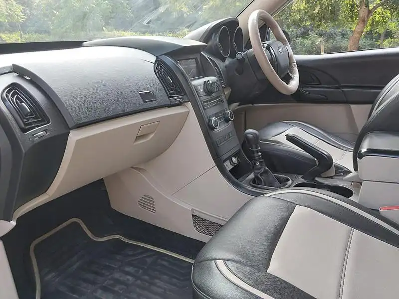 Second Hand Mercedes-Benz M-Class ML 250 CDI in Agra