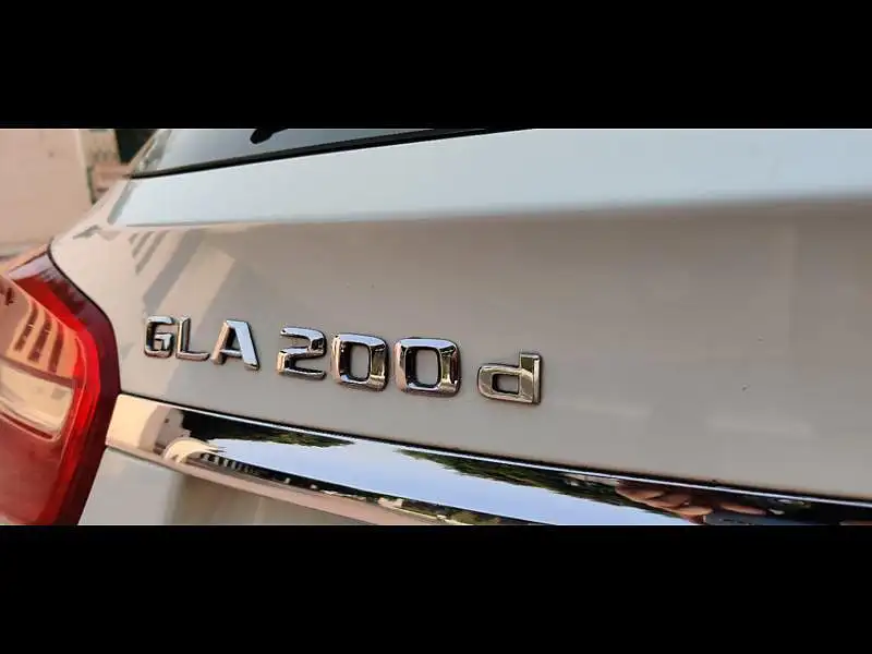 Second Hand Mercedes-Benz GLA [2017-2020] 200 d Sport in Lucknow