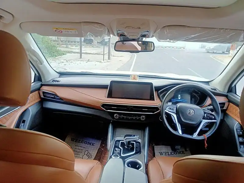 Second Hand MG Gloster [2020-2022] Sharp 6 STR 2.0 Twin Turbo 4WD in Lucknow