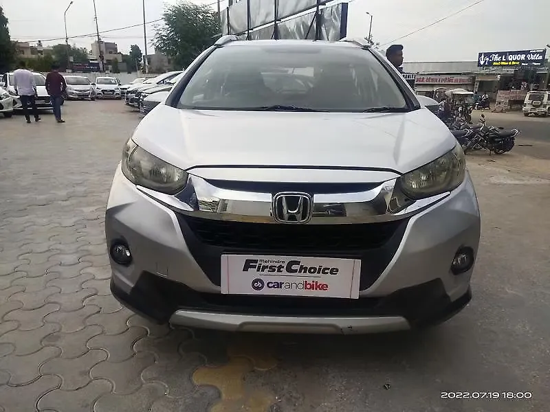 Used 17 Honda Wr V 17 Vx Mt Petrol For Sale At Rs 7 45 000 In Jaipur Cartrade