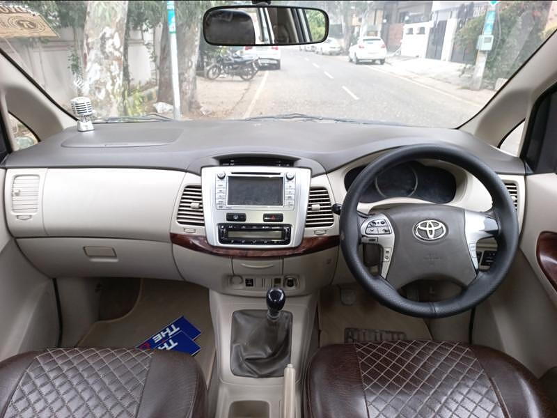 Second Hand Toyota Innova [2013-2014] 2.5 EV PS 8 STR BS-III in Ludhiana