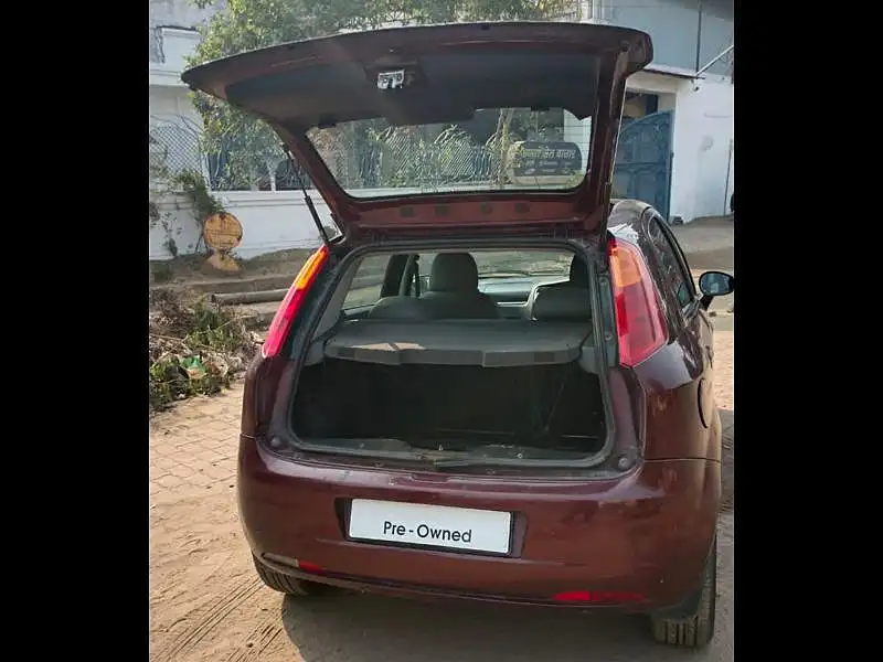 Second Hand Fiat Punto [2011-2014] Emotion 1.4 in Kanpur