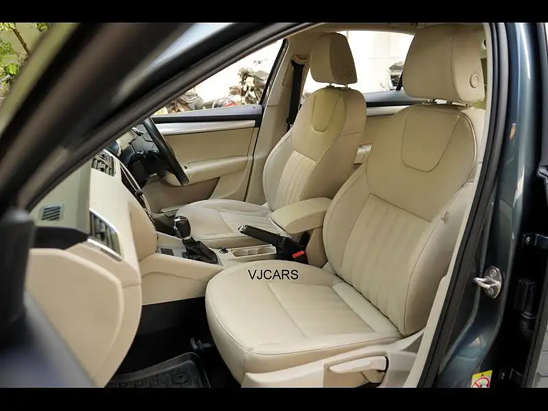 Second Hand Skoda Octavia [2017-2021] 1.8 TSI Style Plus AT [2017] in Chennai
