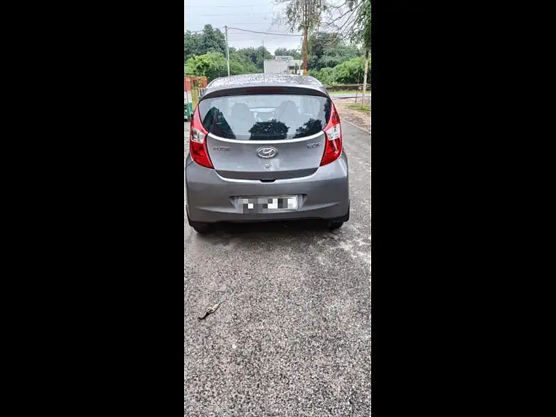 Second Hand Hyundai Eon Era + in Agra