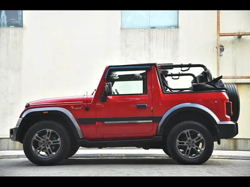 Second Hand Mahindra Thar LX Convertible Diesel MT in Kolkata