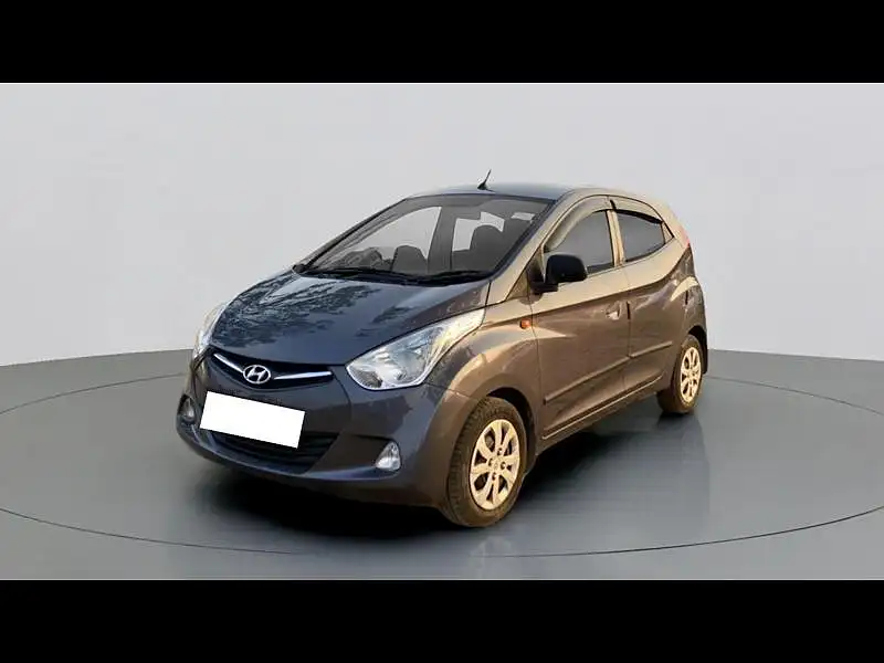 Second Hand Hyundai Eon Magna + in Kolkata