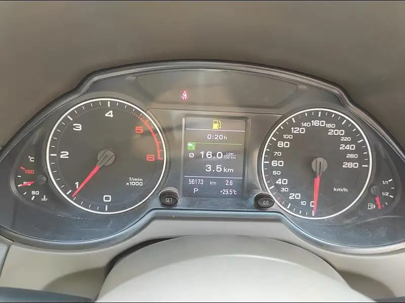 Used Audi Q5 [2009-2012] 2.0 TDI quattro in Hyderabad