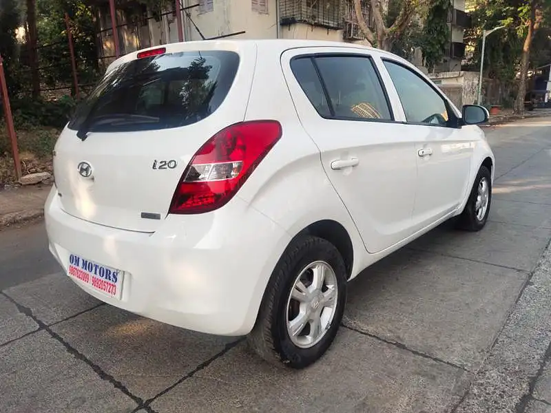 Second Hand Hyundai i20 [2010-2012] Asta 1.4 AT with AVN in Mumbai