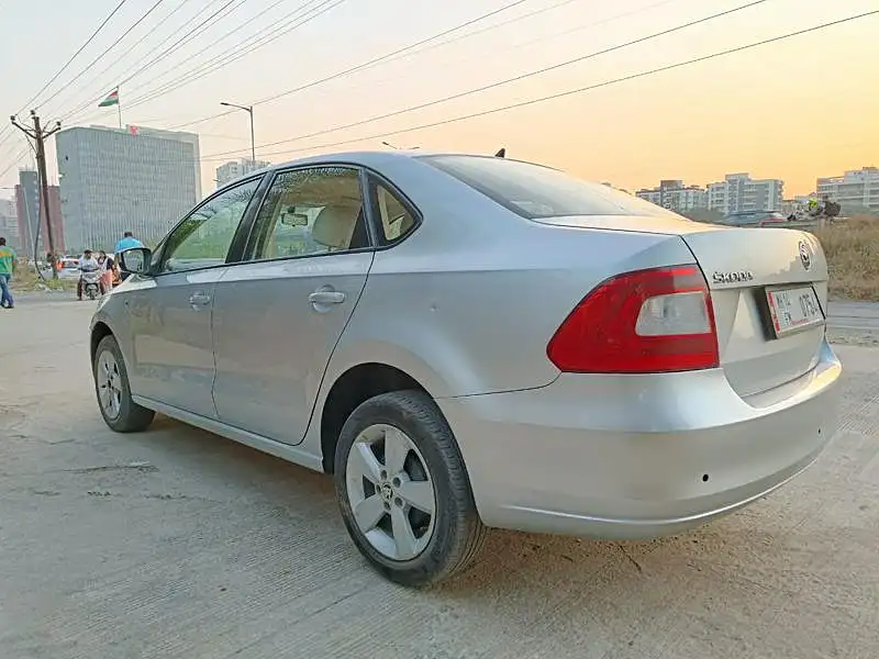 Second Hand Skoda Rapid [2014-2015] 1.5 TDI CR Elegance in Pune