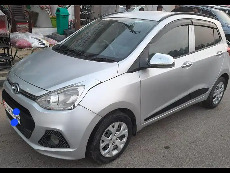 Second Hand Hyundai Grand i10 Sportz U2 1.2 CRDi in Lucknow