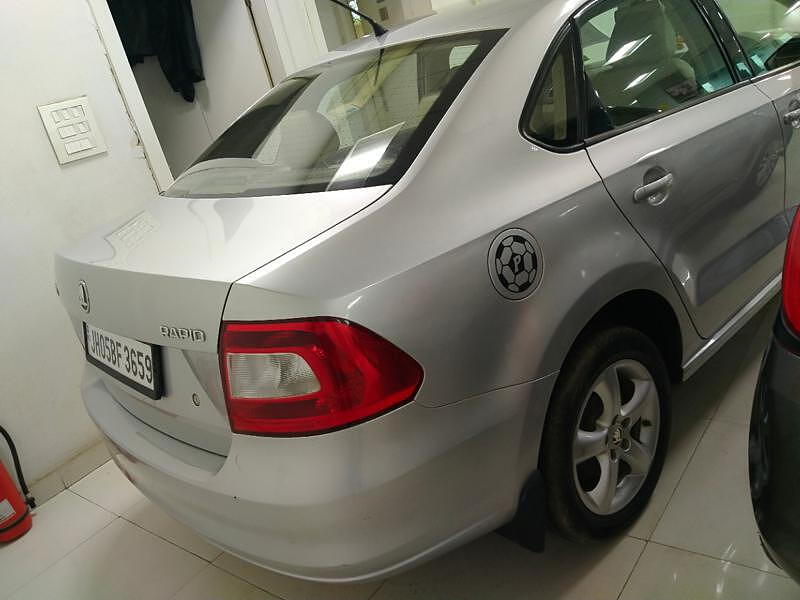 Second Hand Skoda Rapid [2014-2015] 1.6 MPI Ambition Plus AT in Ranchi