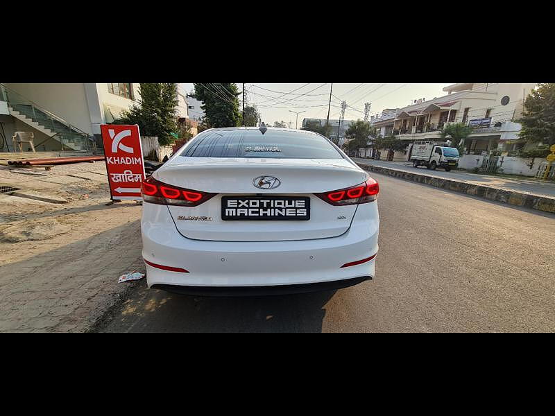 Second Hand Hyundai Elantra [2016-2019] 1.6 SX (O) AT in Lucknow