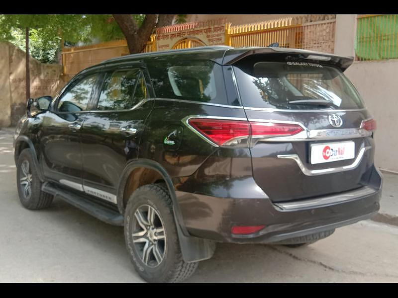 Second Hand Toyota Fortuner [2012-2016] 4x2 AT in Agra