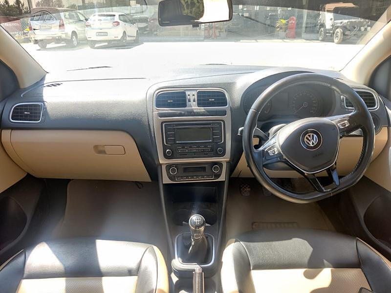 Second Hand Volkswagen Polo [2014-2015] Highline1.5L (D) in Bangalore
