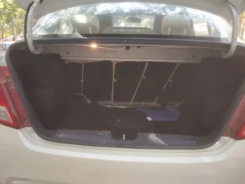 Second Hand Maruti Suzuki Dzire [2017-2020] VXi AMT in Pune