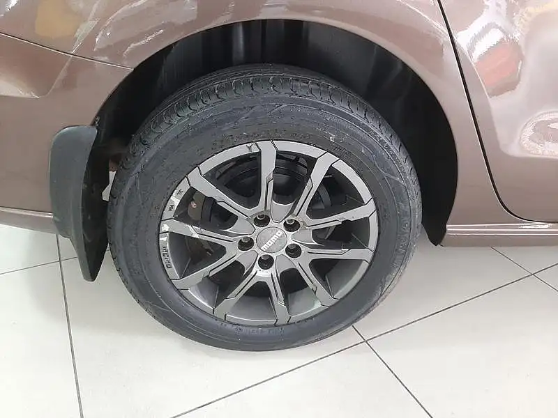 Second Hand Volkswagen Vento [2014-2015] Comfortline Petrol AT in Bangalore