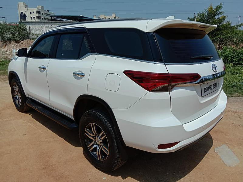 Used 2017 Toyota Fortuner 2.8 4x4 AT [2016-2020] (D2191759) for sale in