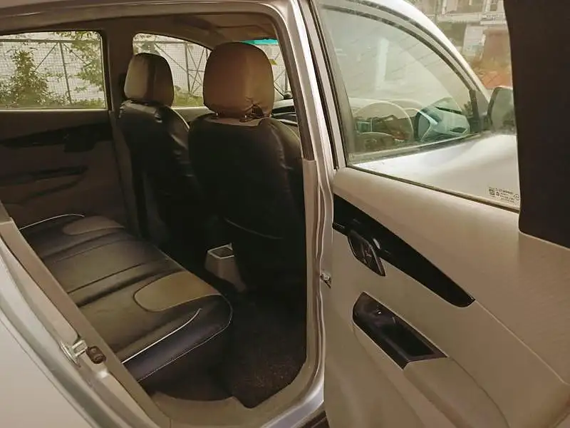 Second Hand Mahindra KUV100 [2016-2017] K8 D 5 STR in Kanpur