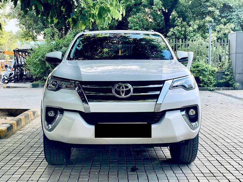 Used 2018 Toyota Fortuner [2016-2021] 2.8 4x4 MT [2016-2020] for sale at Rs. 25,21,000 in Patn