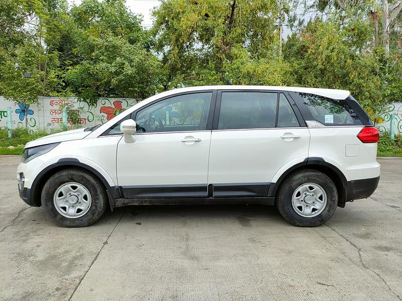 Second Hand Tata Hexa [2017-2019] XE 4x2 7 STR in Indore