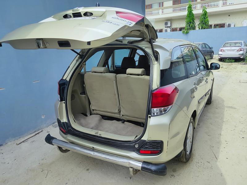  Used  2014 Honda  Mobilio  V Diesel D2155716 for sale  in 