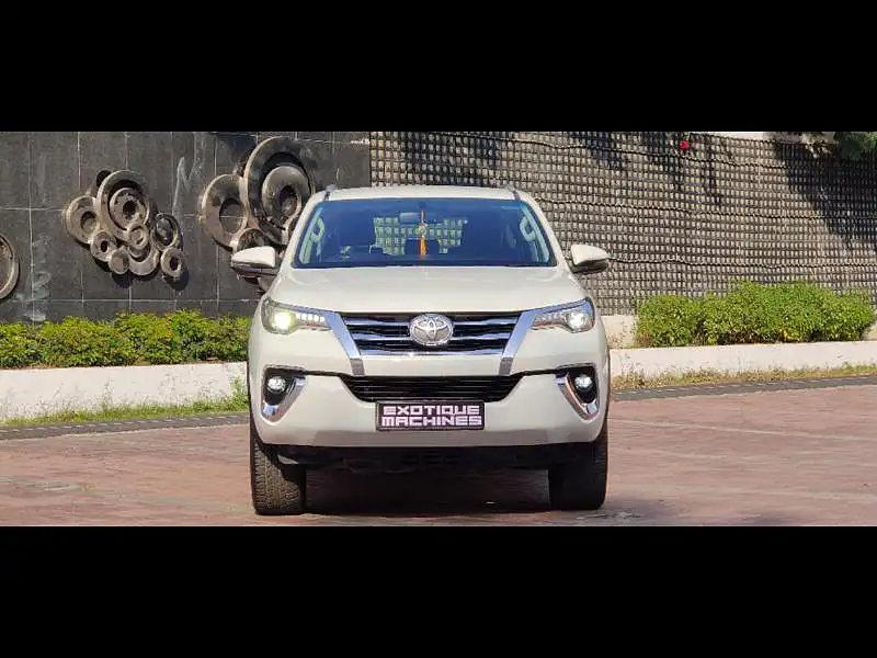 Second Hand Toyota Fortuner [2016-2021] 2.8 4x2 AT [2016-2020] in Lucknow