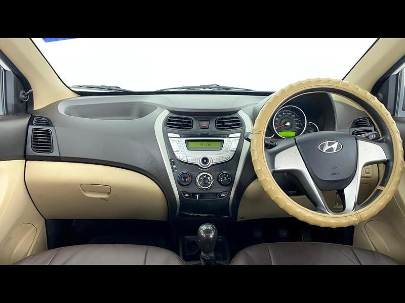 Second Hand Hyundai Eon Magna + in Delhi